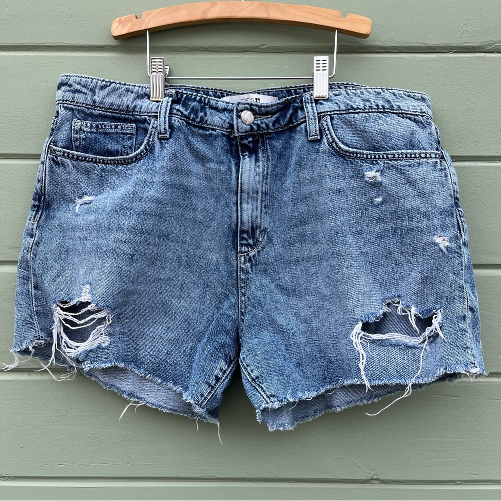 Joe's Jeans 31 distressed denim cut off shorts